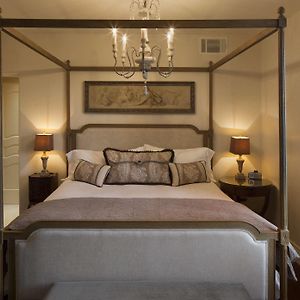 Premier King Room